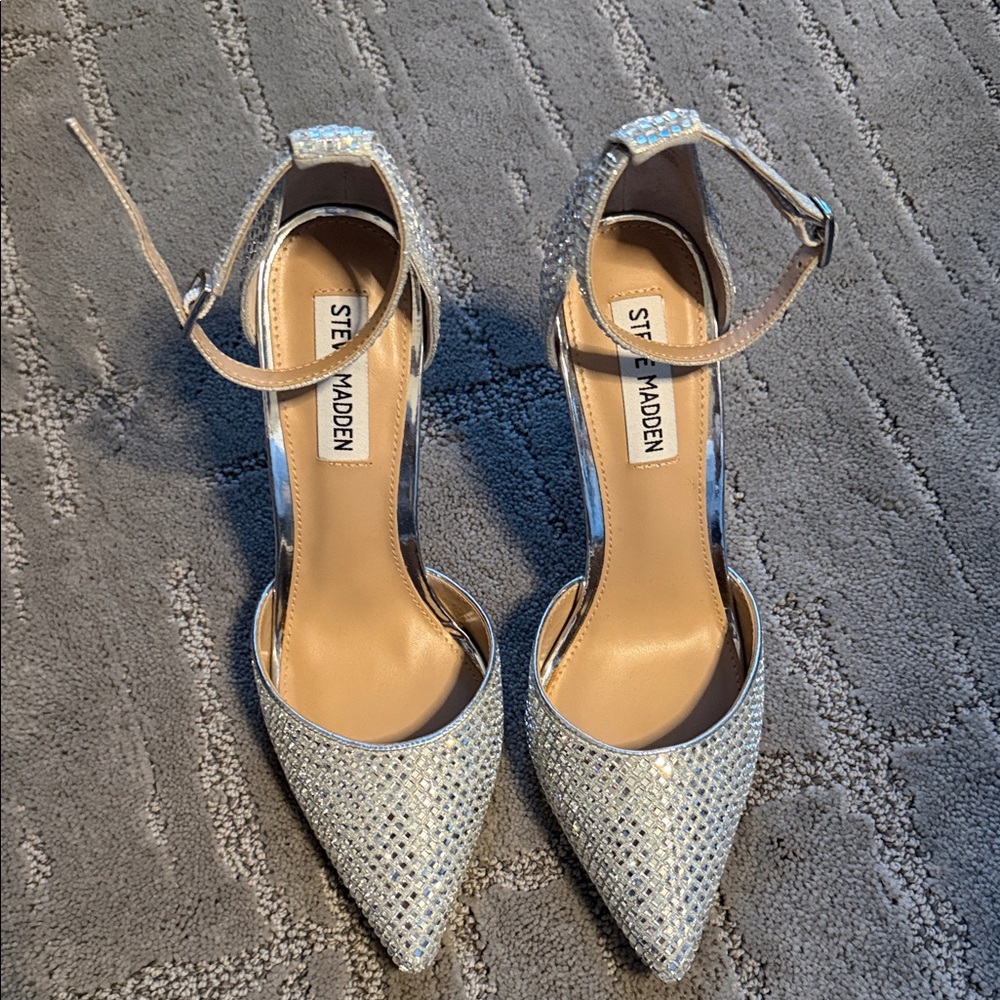 Steve Madden Silver Crystal Pointed Toe Ankle Strap Heels - Picture 2 of 4